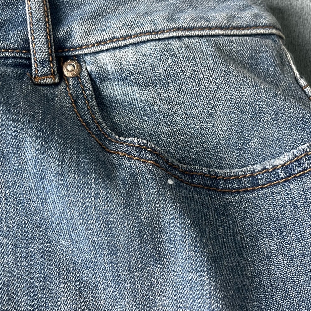 Plus size denim skirt - Picture 6 of 7